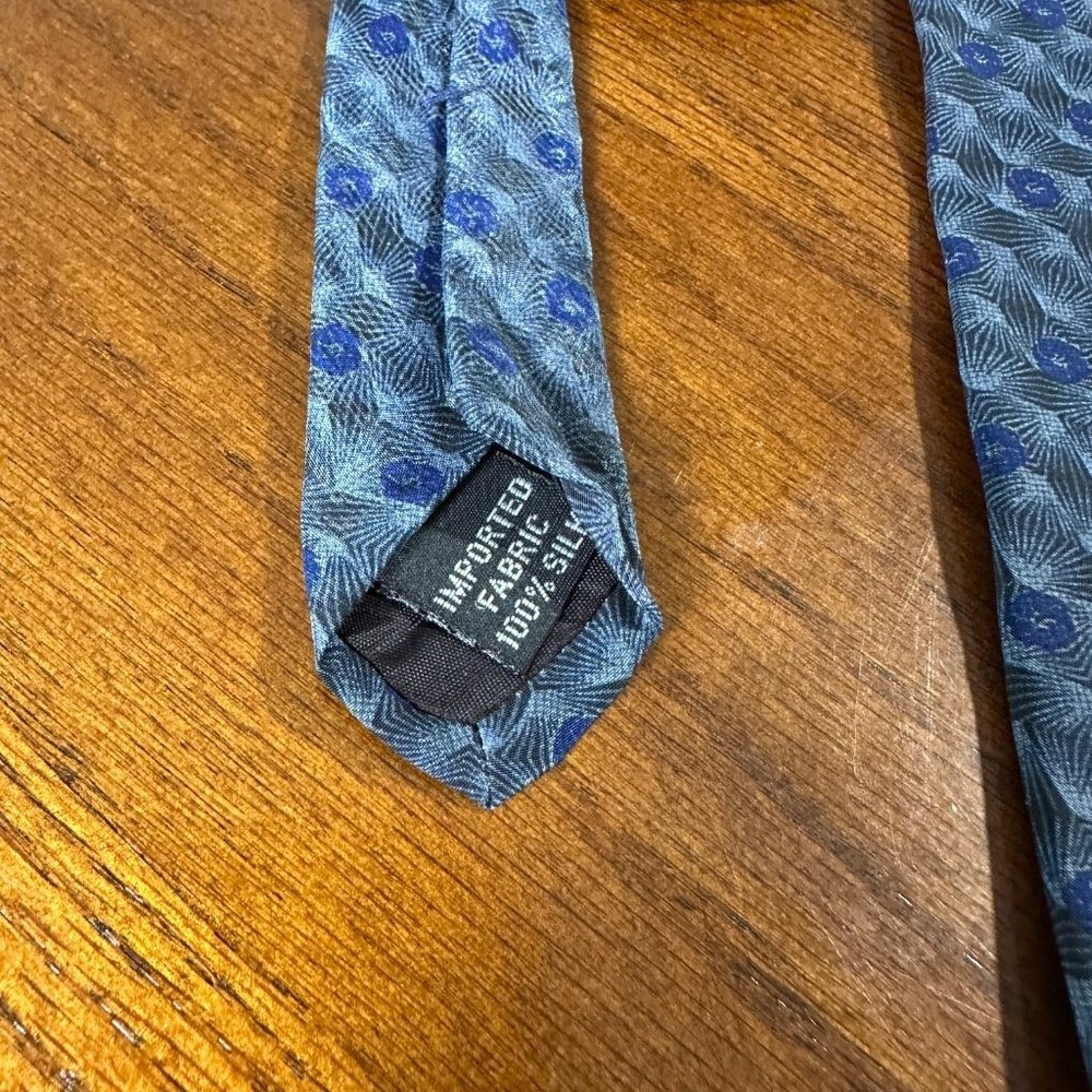 Daniel Hechter 100% Silk Necktie Blue Geometric Floral Fan Pattern Men's Tie‎